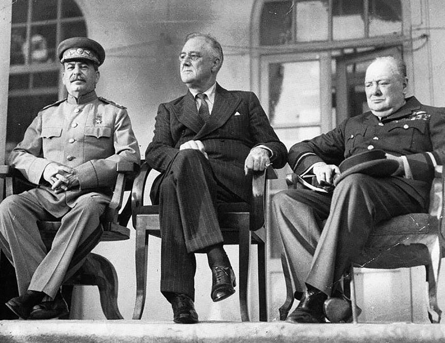 Сталин, Рузвельт и Черчилль в Тегеране, 1943 г.